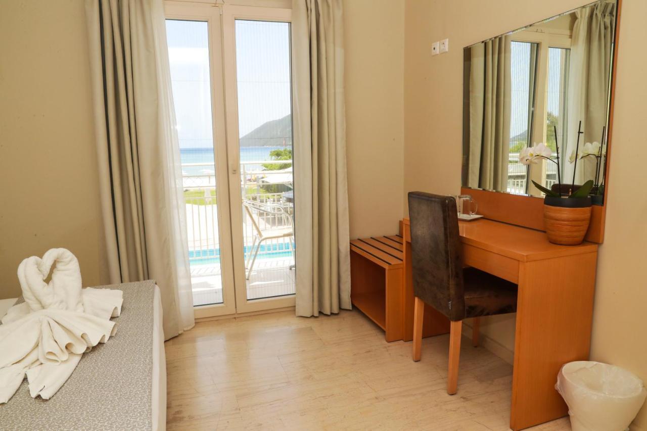 Cosmos Hotel فاسيليكي المظهر الخارجي الصورة