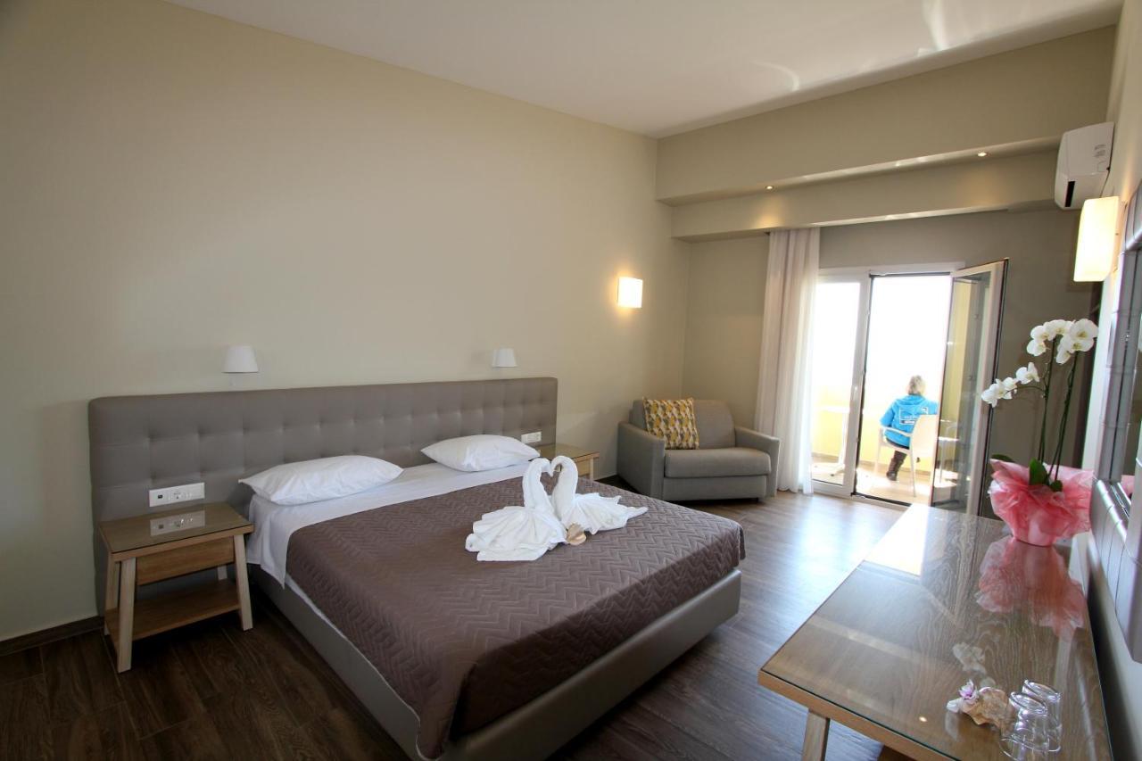 Cosmos Hotel فاسيليكي المظهر الخارجي الصورة